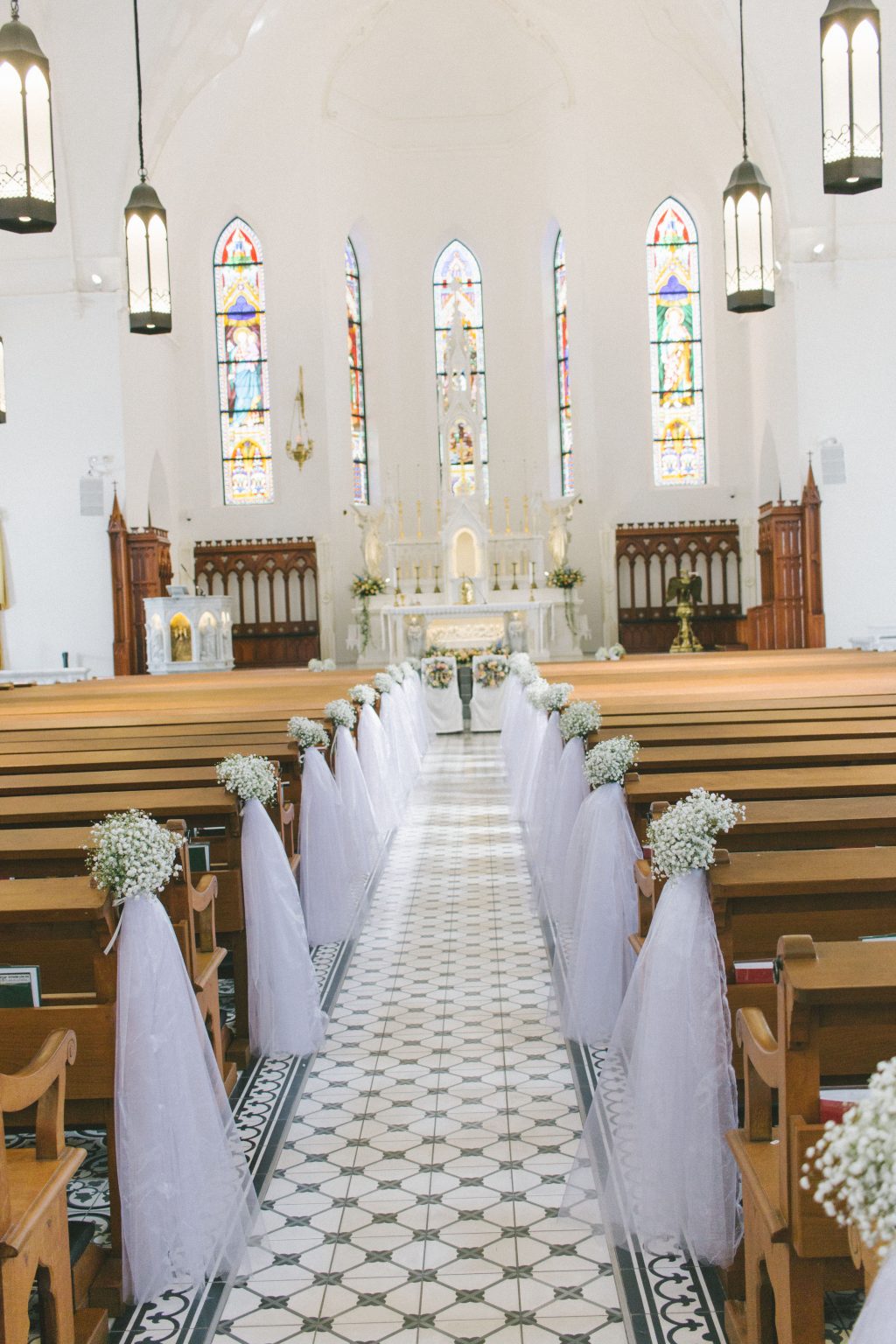 Decorations For Pews For A Church Wedding Img 7118 - guidedecor.com