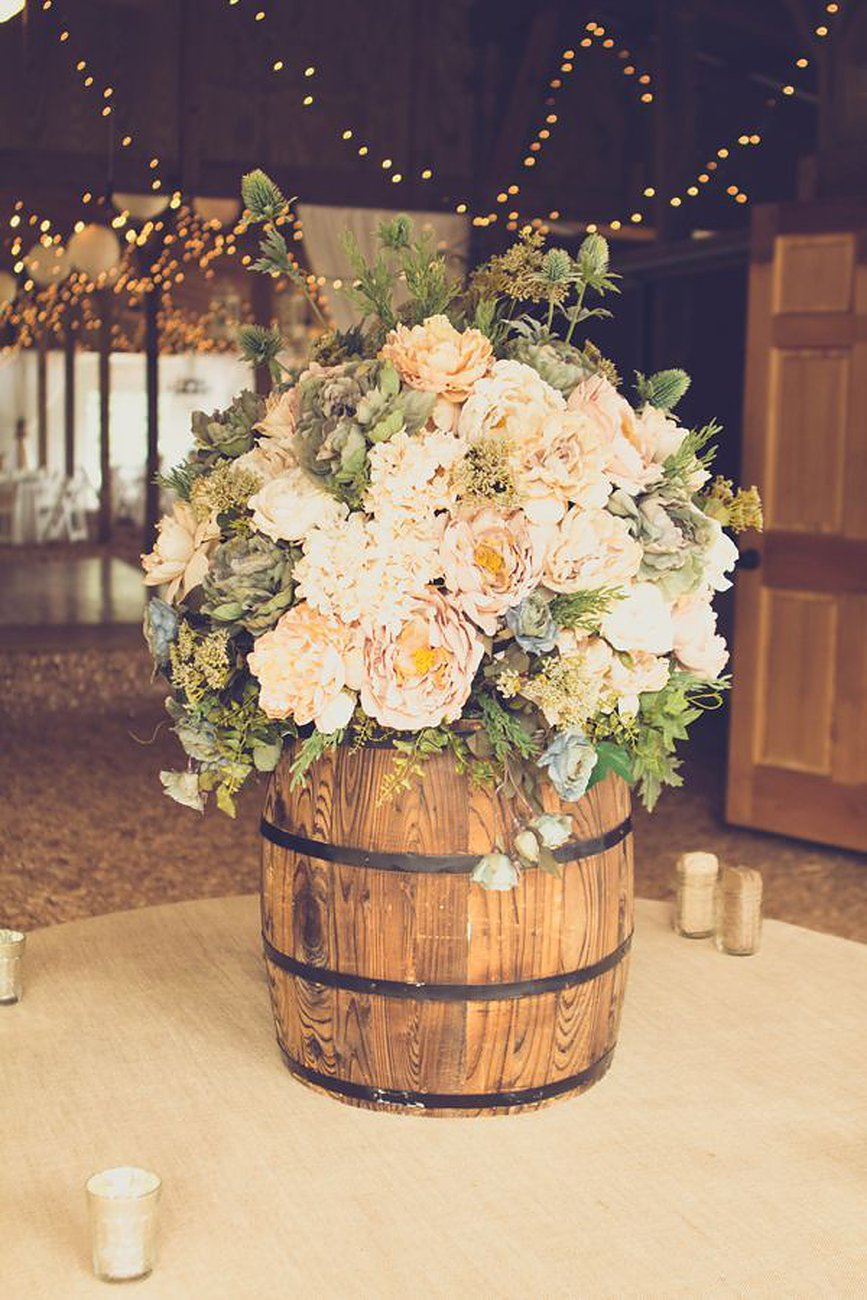 rustic country wedding cakes Stumps stump - The Wedding Stories