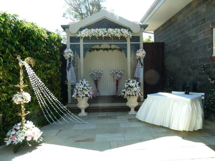 simple gazebo wedding decorations