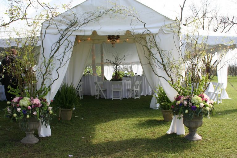 simple gazebo wedding decorations