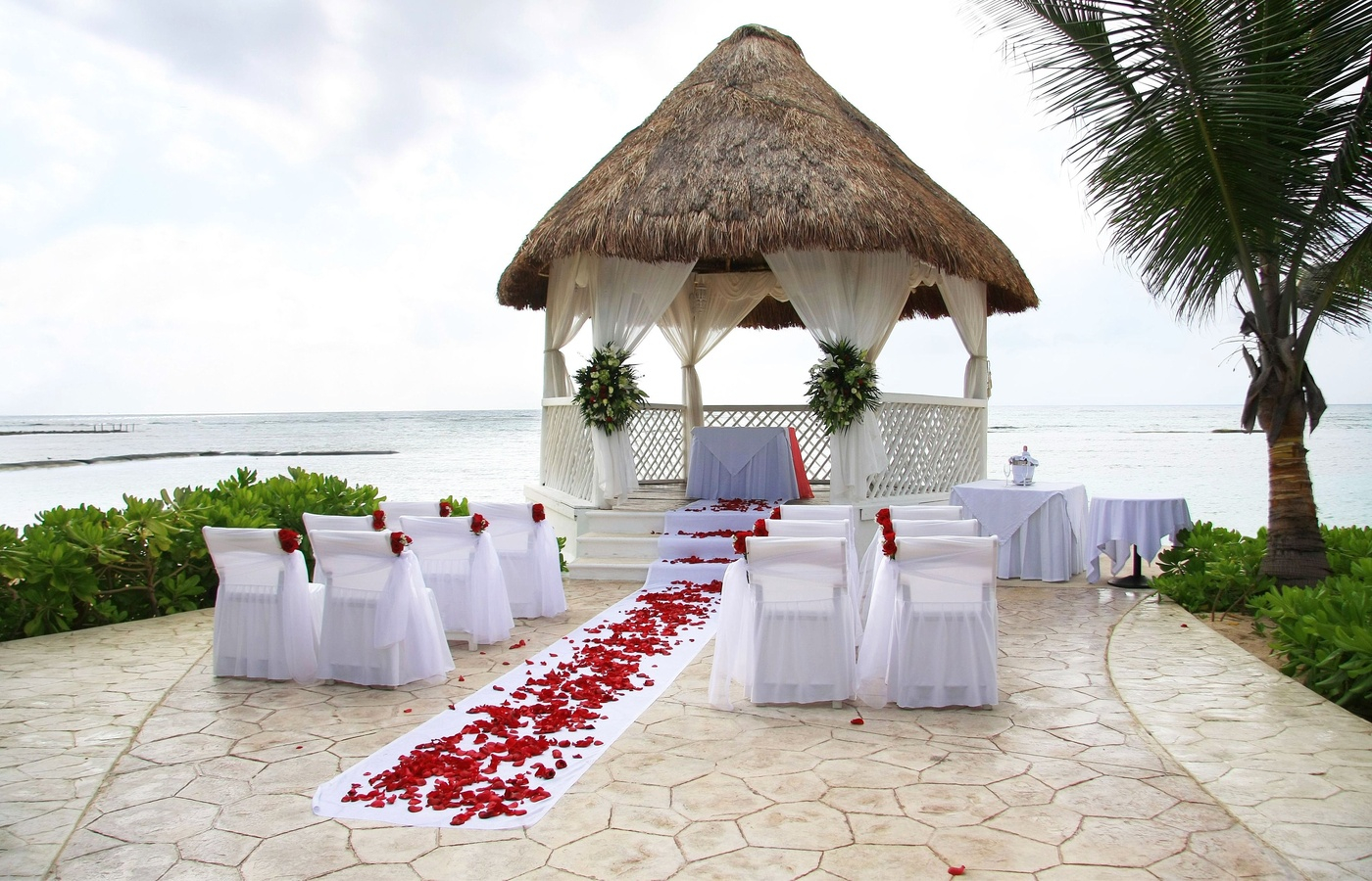 Applying the Best Beach Themed Wedding Decorations Beach Wedding Decorations Ideas Gestablishment Home Ideas Beach