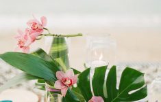 Cheap Wedding Table Decorations Ideas for Under $10 Decorating Floral Beach Wedding Table Decorations 20 Beautiful