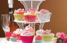 Decorated Cupcakes For Weddings 1 Cupcake Wedding Cake decorated cupcakes for weddings|guidedecor.com