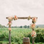 Decorating Wedding Arches Decor For A Rustic Farm Wedding Arch decorating wedding arches|guidedecor.com