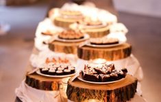 DIY Country Wedding Table Decorations 30 Inspirational Rustic Barn Wedding Ideas Tulle Chantilly