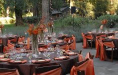 Fall Wedding Table Decoration Ideas Awesome Outdoor Fall Wedding Decor Ideas 19 fall wedding table decoration ideas|guidedecor.com