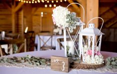 Farm Wedding Table Decor Rustic Lantern Wedding Centerpiece farm wedding table decor|guidedecor.com