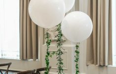 How to Cheer Up Your Reception Venue with Wedding Balloon Decor 35 Unique Balloon Wedding Dcor Ideas To Rock Chicwedd