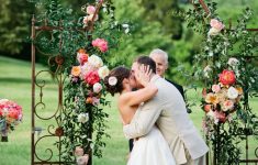 How To Decorate A Arch For Wedding Pink Peach And White Rustic Country Garden Wedding Alter how to decorate a arch for wedding|guidedecor.com
