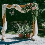 How To Decorate A Arch For Wedding The Best Garden Wedding Arch Decoration Ideas 696x464 how to decorate a arch for wedding|guidedecor.com
