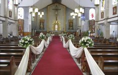 How to Decorate A Church for A Wedding Prettily Best Church Decorations For Small Country Church Wedding In Ivory