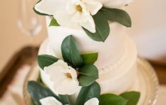 Magnolia Wedding Decorations 25 Chic Ideas To Incorporate Magnolia Flowers Into Your Wedding 21 magnolia wedding decorations|guidedecor.com