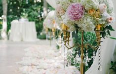Pink Wedding Decorations – Party Pieces with Pink Theme for Your Big Day Pink Wedding Decorations Wedding Ideas Colour Chwv
