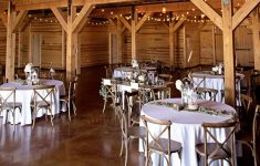 Rustic Decorations For A Wedding Diy Wedding Centerpiece Ideas For A Rustic Barn Wedding Fun365