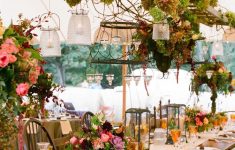 Rustic Decorations For A Wedding How To Decorate Your Vintage Wedding With Seemly Useless Ladders