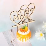 Simple Ornaments to be the Beautiful Wedding Cake Decoration Supplies 1pc Popular Nice Mr And Mrs Vintage Rustic Wedding Cake Topper