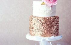Simple Ornaments to be the Beautiful Wedding Cake Decoration Supplies Adding Gold Accents To A Cake Design Use Edible Glitter Paint And