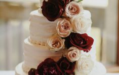The Elegance Burgundy Wedding Decorations 35 Burgundy Wedding Cakes On Your Big Day Chicwedd