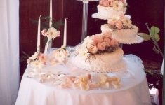 Wedding Cable Table Decoration Ideas to Get You Inspired 10 Wonderful Wedding Cake Table Decorations Ideas 2019