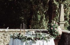 Wedding Cable Table Decoration Ideas to Get You Inspired Style Shoot In Tuscany Italy Wedding Cake Table Decoration Idea