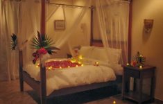 Wedding Room Decorations Romantic Bridal Bedroom Decoration Ideas 2017 And Pictures Simple Wedding Design With Candles Decor wedding room decorations|guidedecor.com
